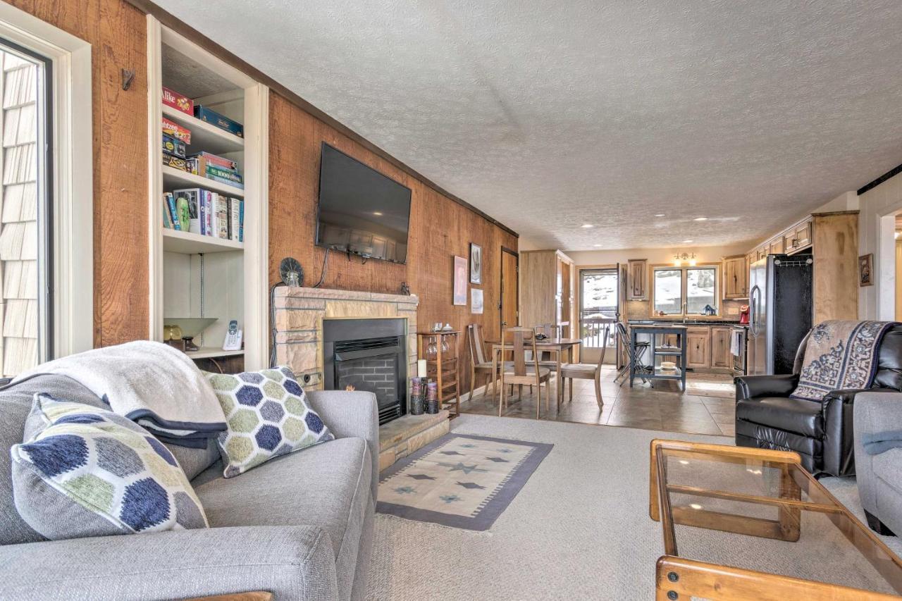 فيلا Beech Mountain Retreat With Pool Access Near Slopes! المظهر الخارجي الصورة